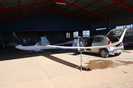 GPS zweefvliegtuig van Jonker Sailplanes